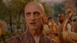 extant_GameOfThrones_2x05-TheGhostOfHarrenhal_3642