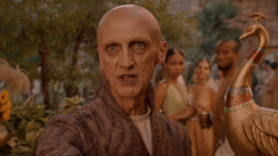 extant_GameOfThrones_2x05-TheGhostOfHarrenhal_3651
