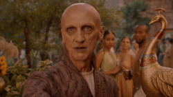 extant_GameOfThrones_2x05-TheGhostOfHarrenhal_3652