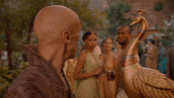 extant_GameOfThrones_2x05-TheGhostOfHarrenhal_3654