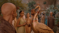extant_GameOfThrones_2x05-TheGhostOfHarrenhal_3655