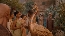 extant_GameOfThrones_2x05-TheGhostOfHarrenhal_3659