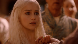 extant_GameOfThrones_2x05-TheGhostOfHarrenhal_3668