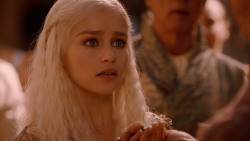 extant_GameOfThrones_2x05-TheGhostOfHarrenhal_3669