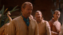 extant_GameOfThrones_2x05-TheGhostOfHarrenhal_3670