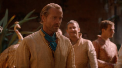 extant_GameOfThrones_2x05-TheGhostOfHarrenhal_3671