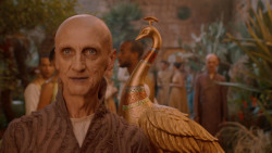extant_GameOfThrones_2x05-TheGhostOfHarrenhal_3679