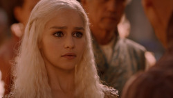extant_GameOfThrones_2x05-TheGhostOfHarrenhal_3689