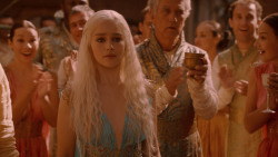 extant_GameOfThrones_2x05-TheGhostOfHarrenhal_3701