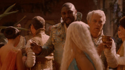 extant_GameOfThrones_2x05-TheGhostOfHarrenhal_3706