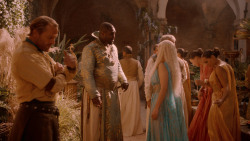 extant_GameOfThrones_2x05-TheGhostOfHarrenhal_3711
