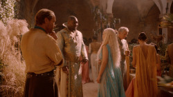 extant_GameOfThrones_2x05-TheGhostOfHarrenhal_3716