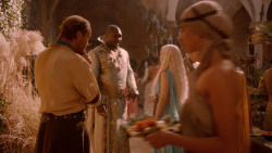 extant_GameOfThrones_2x05-TheGhostOfHarrenhal_3717