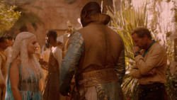 extant_GameOfThrones_2x05-TheGhostOfHarrenhal_3722
