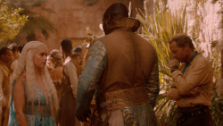 extant_GameOfThrones_2x05-TheGhostOfHarrenhal_3724