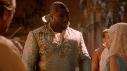 extant_GameOfThrones_2x05-TheGhostOfHarrenhal_3726