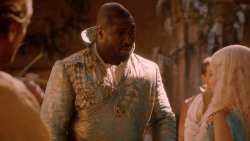 extant_GameOfThrones_2x05-TheGhostOfHarrenhal_3728