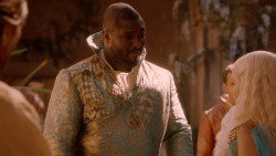 extant_GameOfThrones_2x05-TheGhostOfHarrenhal_3731