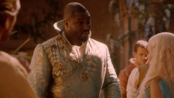 extant_GameOfThrones_2x05-TheGhostOfHarrenhal_3734