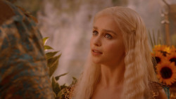 extant_GameOfThrones_2x05-TheGhostOfHarrenhal_3736