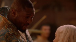 extant_GameOfThrones_2x05-TheGhostOfHarrenhal_3749