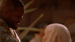 extant_GameOfThrones_2x05-TheGhostOfHarrenhal_3752