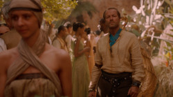 extant_GameOfThrones_2x05-TheGhostOfHarrenhal_3757