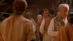extant_GameOfThrones_2x05-TheGhostOfHarrenhal_3759