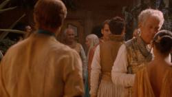 extant_GameOfThrones_2x05-TheGhostOfHarrenhal_3760