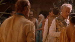 extant_GameOfThrones_2x05-TheGhostOfHarrenhal_3763