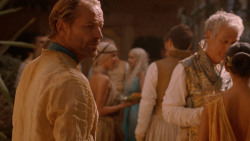 extant_GameOfThrones_2x05-TheGhostOfHarrenhal_3770