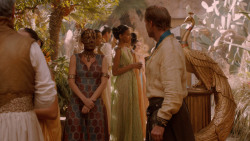 extant_GameOfThrones_2x05-TheGhostOfHarrenhal_3786