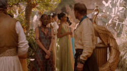 extant_GameOfThrones_2x05-TheGhostOfHarrenhal_3787