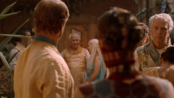 extant_GameOfThrones_2x05-TheGhostOfHarrenhal_3795