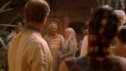extant_GameOfThrones_2x05-TheGhostOfHarrenhal_3798