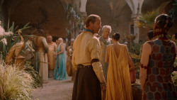 extant_GameOfThrones_2x05-TheGhostOfHarrenhal_3800