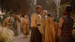 extant_GameOfThrones_2x05-TheGhostOfHarrenhal_3803