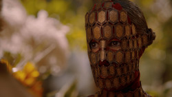 extant_GameOfThrones_2x05-TheGhostOfHarrenhal_3810