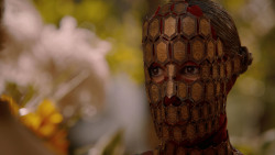 extant_GameOfThrones_2x05-TheGhostOfHarrenhal_3811