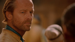extant_GameOfThrones_2x05-TheGhostOfHarrenhal_3816