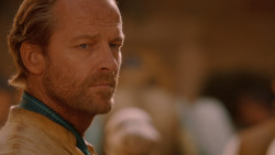 extant_GameOfThrones_2x05-TheGhostOfHarrenhal_3819