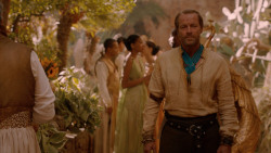 extant_GameOfThrones_2x05-TheGhostOfHarrenhal_3842