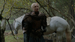 extant_GameOfThrones_2x05-TheGhostOfHarrenhal_3905