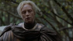 extant_GameOfThrones_2x05-TheGhostOfHarrenhal_3925