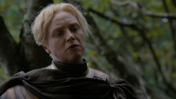 extant_GameOfThrones_2x05-TheGhostOfHarrenhal_3960