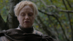 extant_GameOfThrones_2x05-TheGhostOfHarrenhal_3991