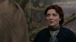 extant_GameOfThrones_2x05-TheGhostOfHarrenhal_4019