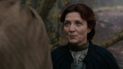 extant_GameOfThrones_2x05-TheGhostOfHarrenhal_4021