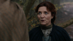 extant_GameOfThrones_2x05-TheGhostOfHarrenhal_4028