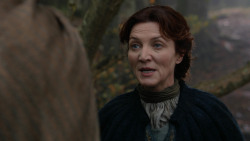 extant_GameOfThrones_2x05-TheGhostOfHarrenhal_4029